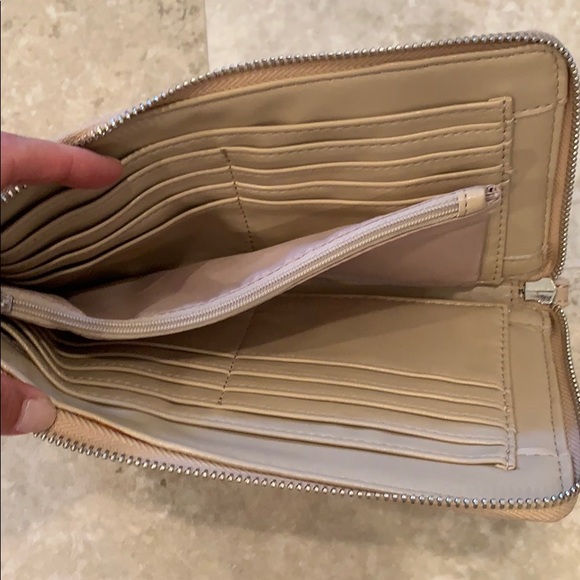 JM New York Travel Bag and Wallet - Picture 5 of 7